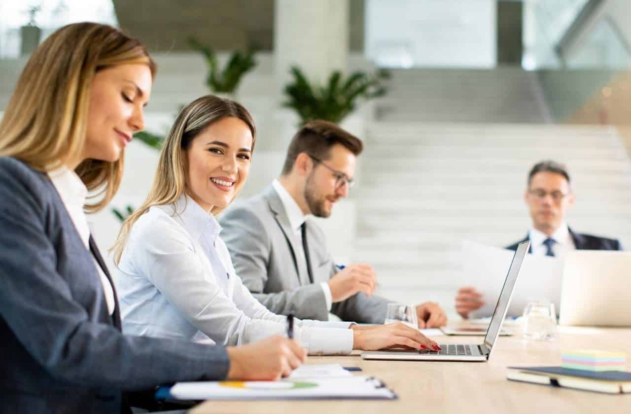 Эксклюзивный поиск (Executive Search) best hands